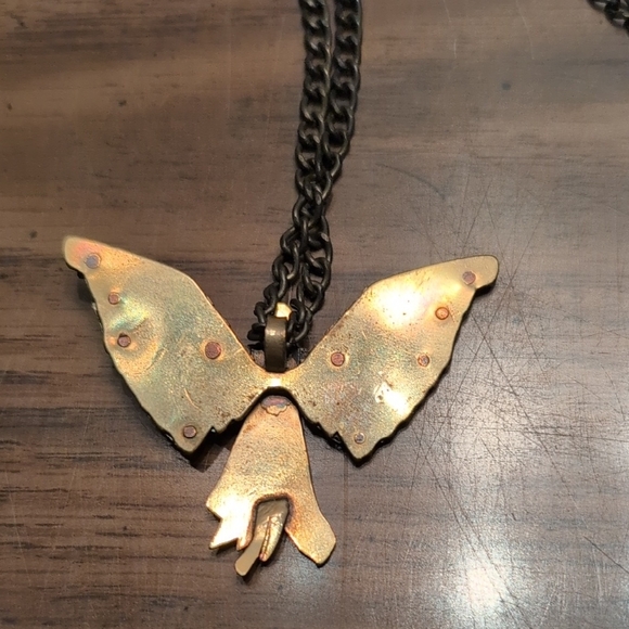 Clockwork Angel Necklace And Earring Set - Picture 8 of 8